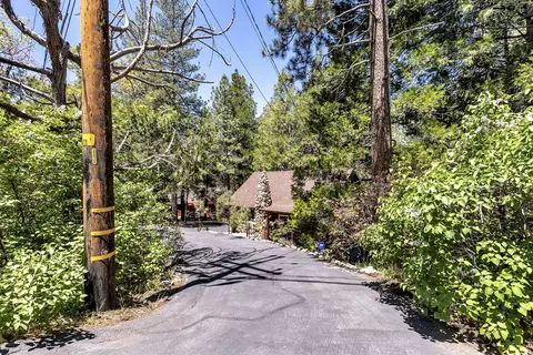 Exterior - 26975 Idyllwild Rd, Idyllwild, CA 92549 photo 3 of 24