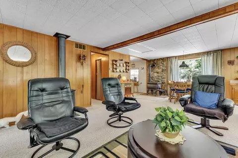 Living - 26975 Idyllwild Rd, Idyllwild, CA 92549 photo 6 of 6