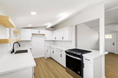 Kitchen - 83051 Emerald Ave, Indio, CA 92201 photo 3 of 4