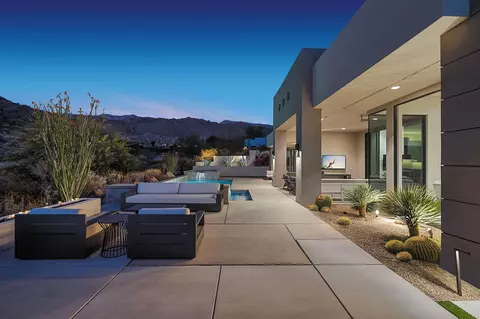 264 Metate Pl, Palm Desert, CA 92260 photo 2