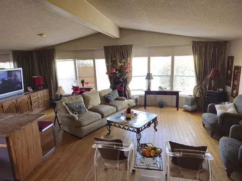 32803 Westchester Dr, Thousand Palms, CA 92276