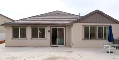 Exterior - 1821 Montecito Ln, Redlands, CA 92374 photo 3 of 4