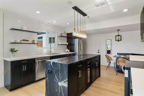 43100 Delaware St, Palm Desert, CA 92211