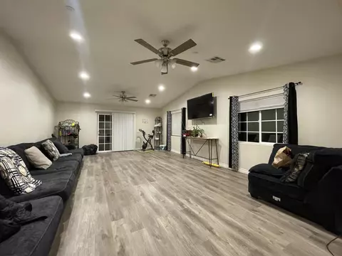 66820 Harrison St, Thermal, CA 92274 photo 10