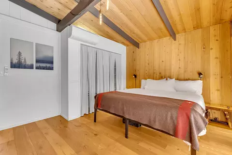 Bedroom - 53150 Double View Dr, Idyllwild, CA 92549 photo 3 of 6