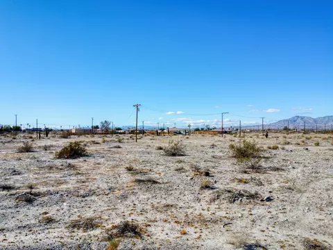2865 China Ct, Thermal, CA 92274 photo 7