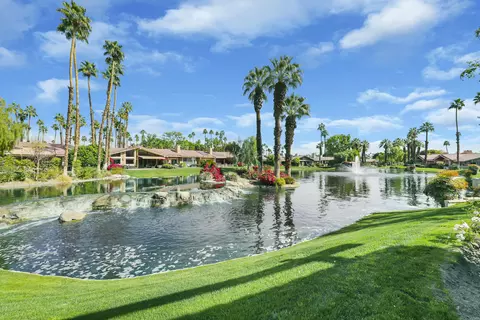74 Laredo Ln, Palm Desert, CA 92211