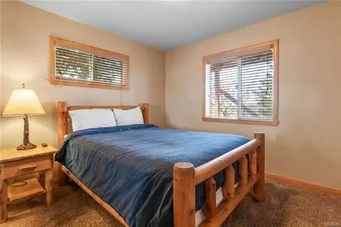 Bedroom - 1498 Klamath Rd, Big Bear City, CA 92314 photo 5 of 8