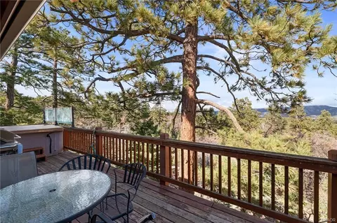 Exterior - 1498 Klamath Rd, Big Bear City, CA 92314 photo 4 of 8