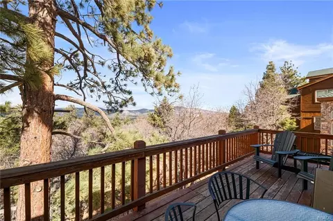 Exterior - 1498 Klamath Rd, Big Bear City, CA 92314 photo 5 of 8