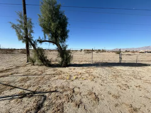 2339 Fullerton Ave, Thermal, CA 92274 photo 22
