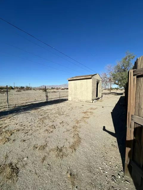 2339 Fullerton Ave, Thermal, CA 92274 photo 23