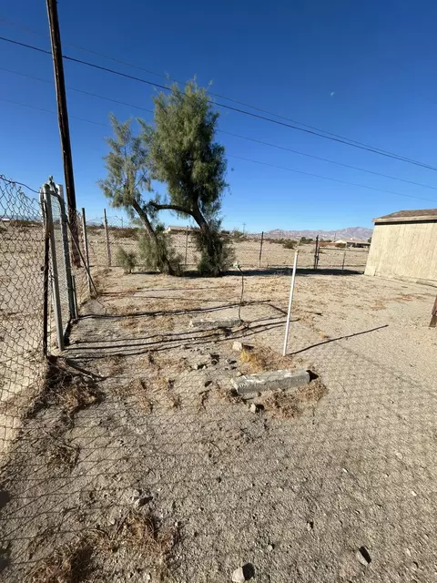 2339 Fullerton Ave, Thermal, CA 92274 photo 24
