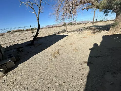 2339 Fullerton Ave, Thermal, CA 92274 photo 17