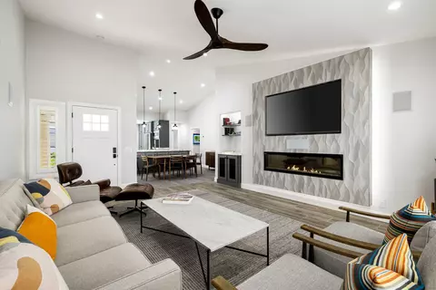 370 Muirfield Dr, Palm Desert, CA 92211