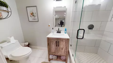 Bath - 83631 Mesquite Ave, Indio, CA 92203 photo 2 of 2