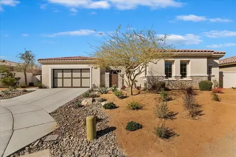 74058 Cosmopolitan Ln, Palm Desert, CA 92211