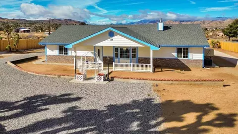 7344 Warren Vista Ave, Yucca Valley, CA 92284
