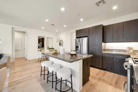 Kitchen - 51570 Ponderosa Dr, Indio, CA 92201 photo 4 of 5
