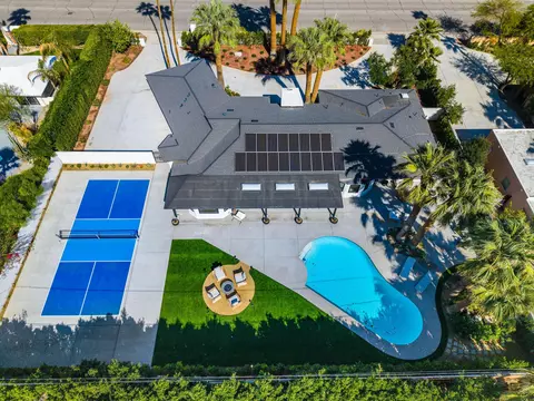 1037 Tamarisk Rd, Palm Springs, CA 92262