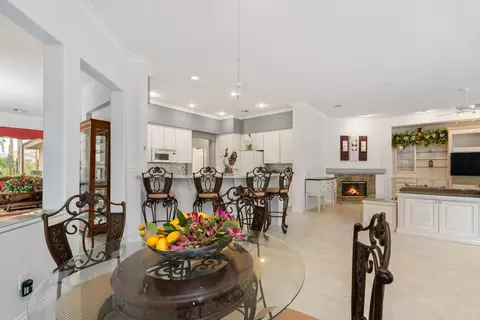 77703 Ashberry Ct, Palm Desert, CA 92211