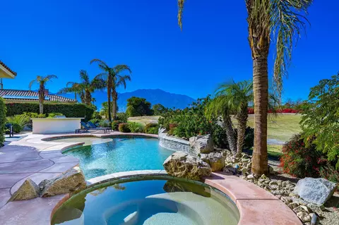 309 Loch Lomond Rd, Rancho Mirage, CA 92270