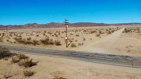 126 Regan Rd, Joshua Tree, CA 92252 photo 11