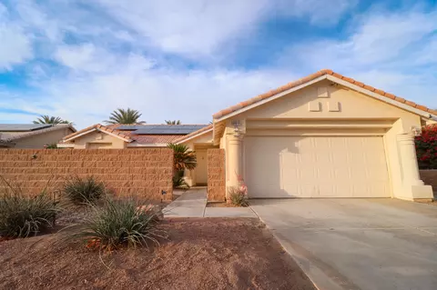 69910 Northhampton Ave, Cathedral City, CA 92234