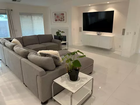 Living - 43325 Hemings St, Indio, CA 92201 photo 2 of 4