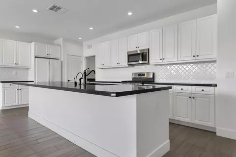 82410 Murray Canyon Dr, Indio, CA 92201