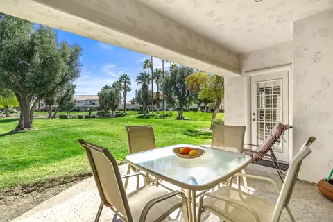 280 Vista Royale Cir W, Palm Desert, CA 92211
