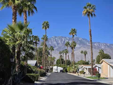 67 Zacharia Dr, Cathedral City, CA 92234