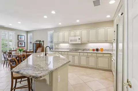 81638 Prism Dr, La Quinta, CA 92253
