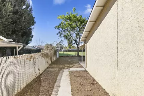 Undisclosed, Riverside, CA 92503 photo 42