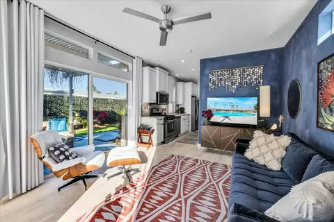 135 Pali Dr, Palm Springs, CA 92264