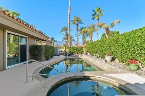 53 Colonial Dr, Rancho Mirage, CA 92270