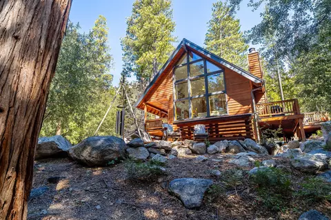 24775 Upper Rim Rock Rd, Idyllwild, CA 92549
