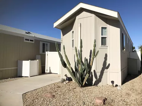74711 Dillon Rd #SPC 194, Desert Hot Springs, CA 92241