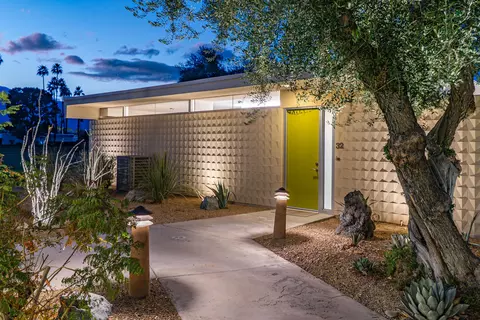 32 Lakeview Cir, Palm Springs, CA 92264