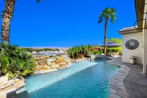 Exterior - 81940 Eagle Claw Dr, La Quinta, CA 92253 photo 2 of 25