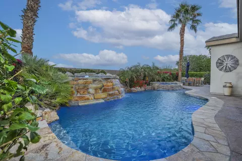 Exterior - 81940 Eagle Claw Dr, La Quinta, CA 92253 photo 3 of 25