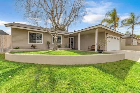 2345 Avenida Del Vis, Corona, CA 92882