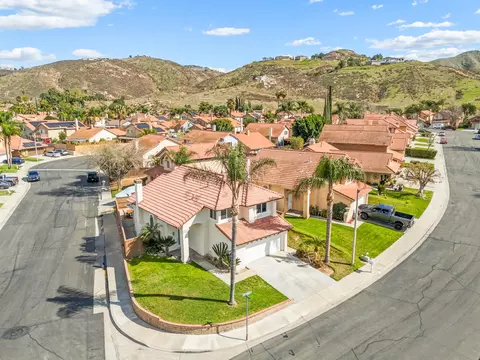 View/Area - 3523 April Shower Dr, Riverside, CA 92503 photo 3 of 5