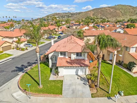 3523 April Shower Dr, Riverside, CA 92503