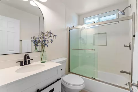 Bath - 3523 April Shower Dr, Riverside, CA 92503 photo 4 of 4