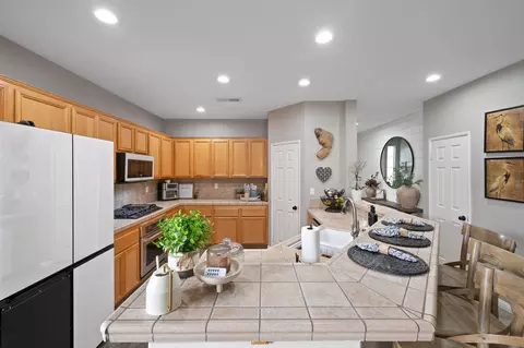 83560 Fenton Ct, Indio, CA 92203 photo 9