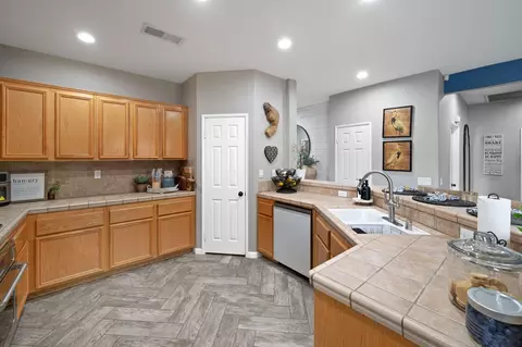 83560 Fenton Ct, Indio, CA 92203 photo 11