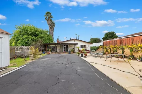 2466 Hummingbird Hill Ln, Fallbrook, CA 92028 photo 15