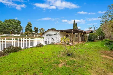 2466 Hummingbird Hill Ln, Fallbrook, CA 92028 photo 16