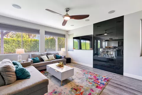Living - 46432 Calle Raphael, Indio, CA 92201 photo 3 of 4